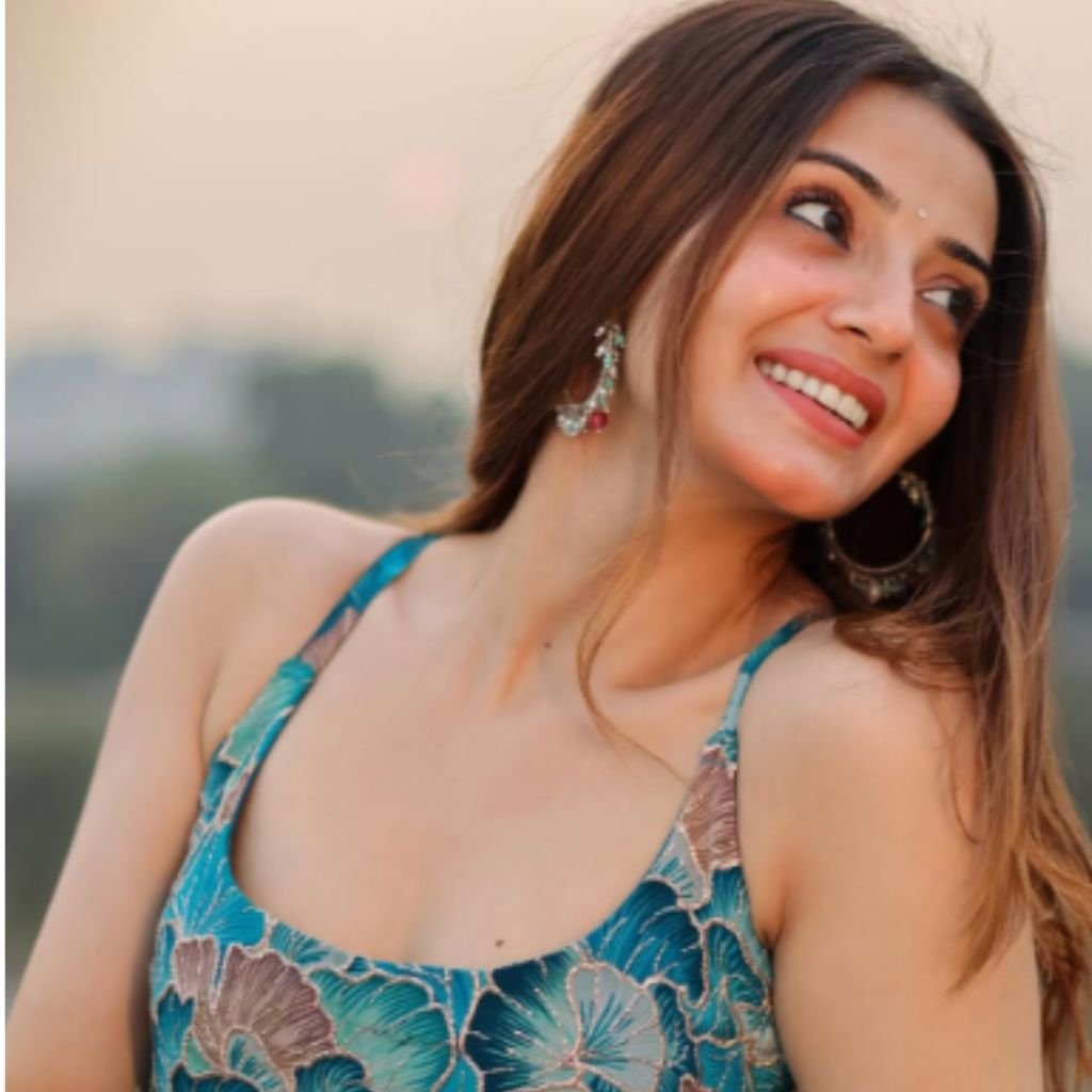 Aryanshi Sharam Photos